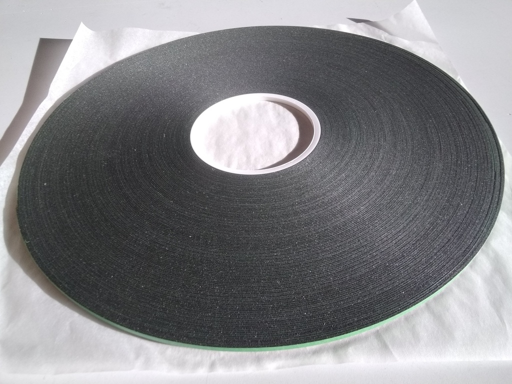 DOUBLE-SIDED TAPE FIRST SEALING, GREEN LINER 0,8 MM X 3,5 MM X 66 M-