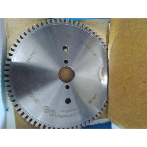 Flache Diamantschleifscheibe segmentiert Z72 150/12/22 D151Bn +6H mit Wasserbohrungen
