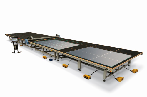 Line for cutting monolithic glass